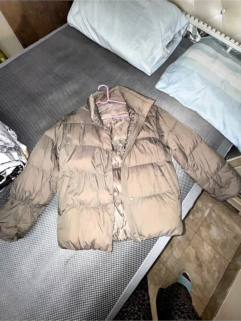 Excellent Uniqlo Ultra Light Down Jacket Women's Olive Green Puffer